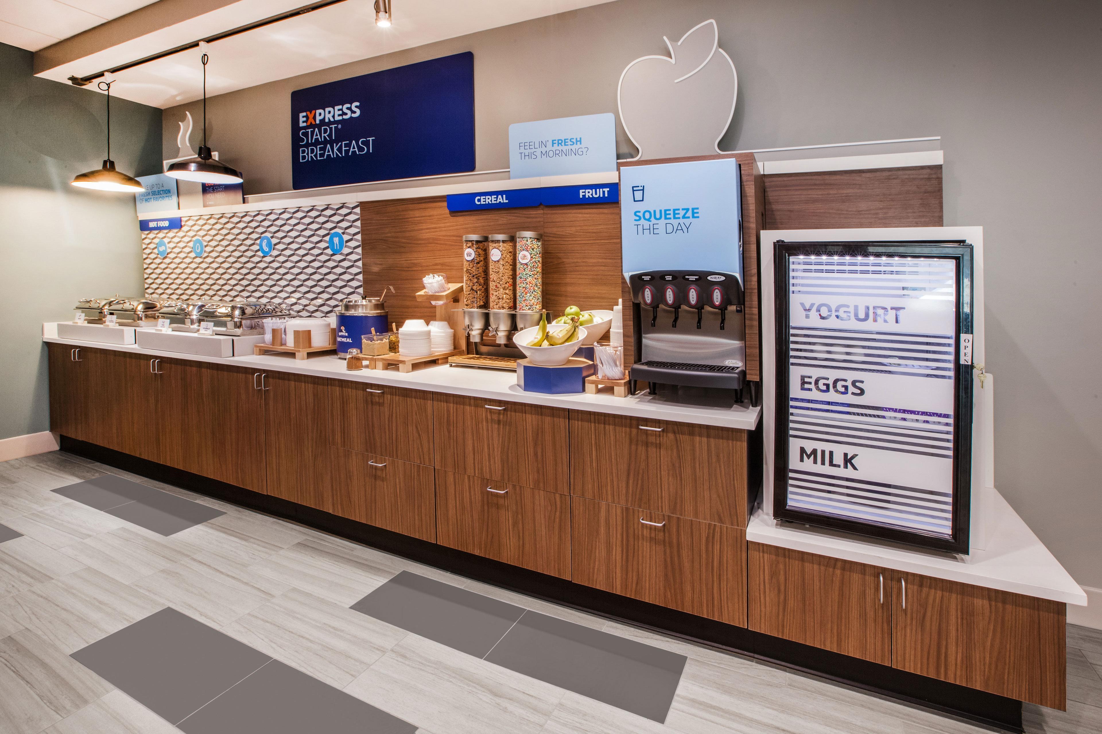 Holiday Inn Express Fairfax-Arlington Boulevard By Ihg Zewnętrze zdjęcie