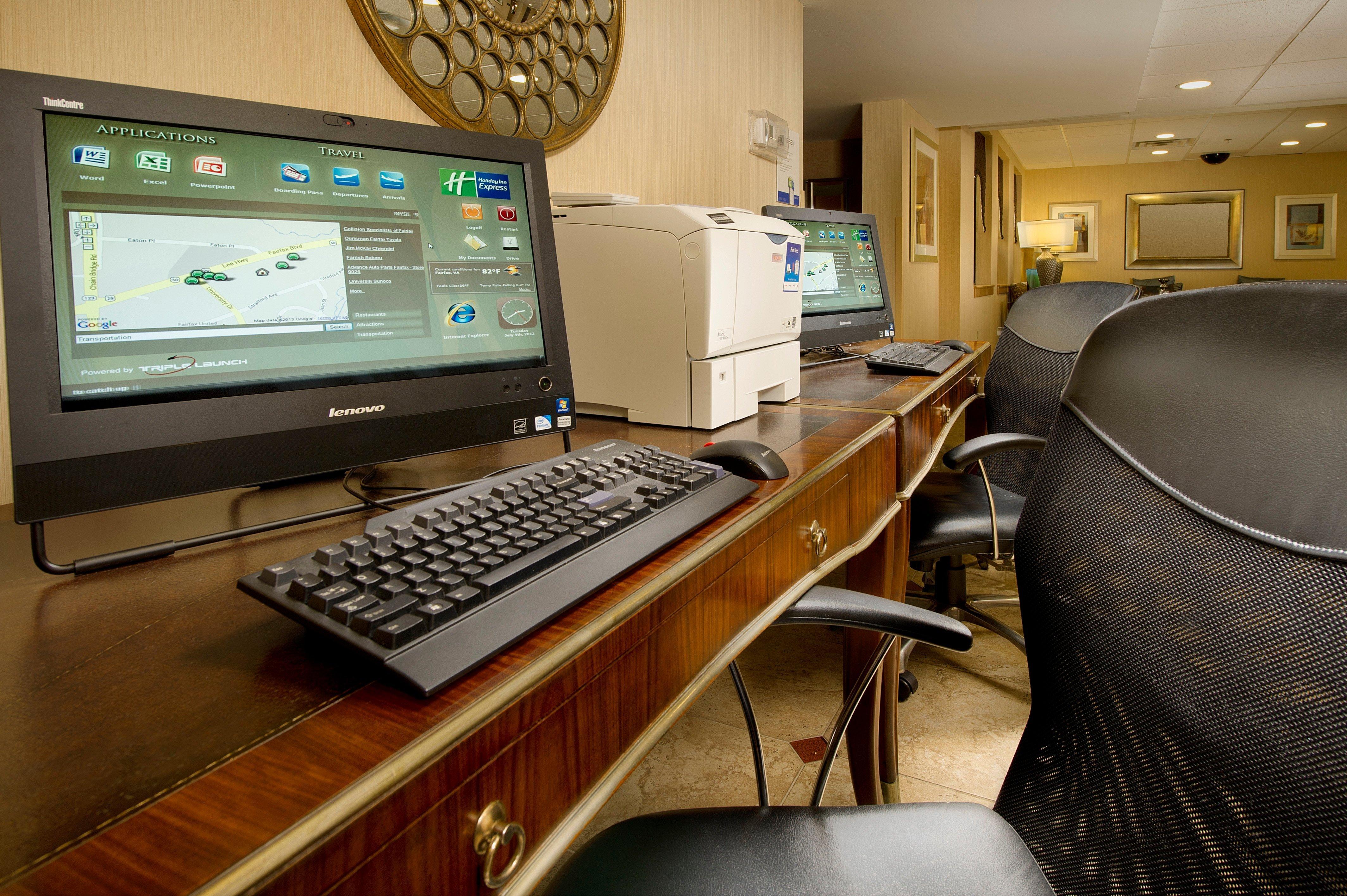 Holiday Inn Express Fairfax-Arlington Boulevard By Ihg Zewnętrze zdjęcie